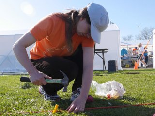 girl-and-tent9.jpg girl-and-tent9.jpg