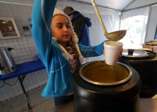 shakti-serves-soup.jpg shakti-serves-soup.jpg